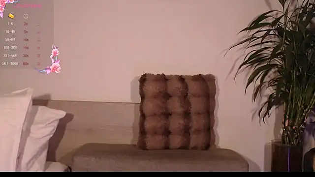 destinne mill  online show from 02-17-26, 12:01