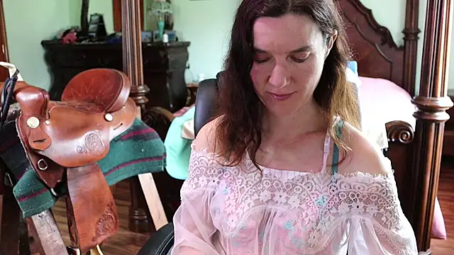 thornburyrose online show from 04-26-26, 03:53