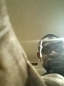 Snapshot of Maculine_Stayr chatting on 02-22-26, 11:53 Maculine Stayr online show from 02-22-26, 11:53