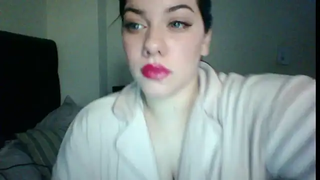 Snapshot of Janefruti chatting on 06-29-26, 01:01 Janefruti online show from 06-29-26, 01:01