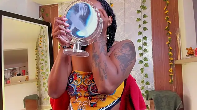 Snapshot of kelly_thomson chatting on 02-26-26, 01:54 kelly thomson online show from 02-26-26, 01:54