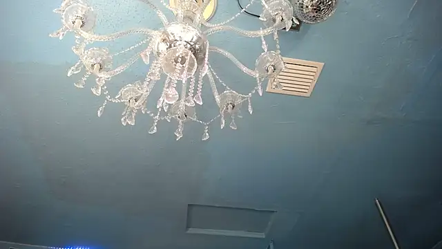 ADRIANNA FOX online show from 12-13-25, 08:14