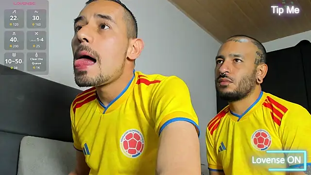 jhonyalzate2 online show from 06-18-26, 12:00