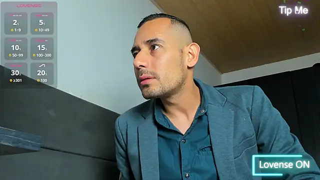 jhonyalzate2 online show from 08-02-26, 02:10