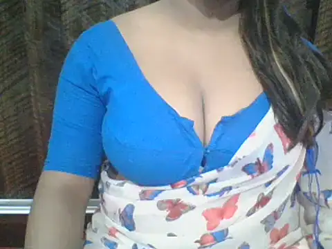 Snapshot of Mahi_love21 chatting on 01-18-25, 03:49 Mahi love21 online show from 01-18-25, 03:49