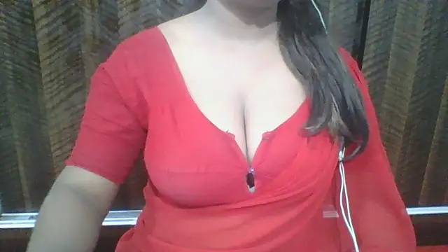 Snapshot of Mahi_love21 chatting on 03-06-25, 05:54 Mahi love21 online show from 03-06-25, 05:54