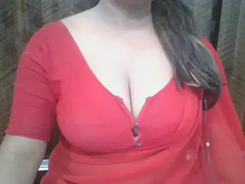 Snapshot of Mahi_love21 chatting on 03-08-25, 04:56 Mahi love21 online show from 03-08-25, 04:56