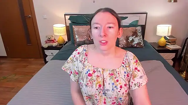 Snapshot of CatherineWalls chatting on 02-16-26, 04:08 CatherineWalls online show from 02-16-26, 04:08