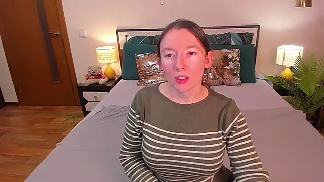 Snapshot of CatherineWalls chatting on 03-09-26, 03:21 CatherineWalls online show from 03-09-26, 03:21