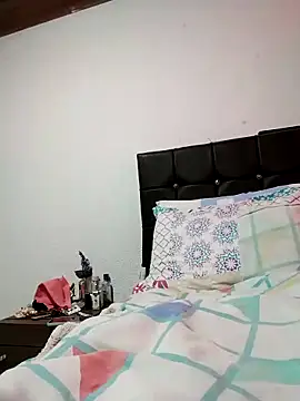 Vicky Rosse online show from 02-11-26, 08:36