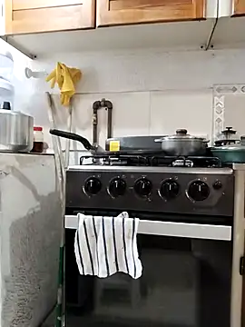 Vicky Rosse online show from 04-20-26, 05:59