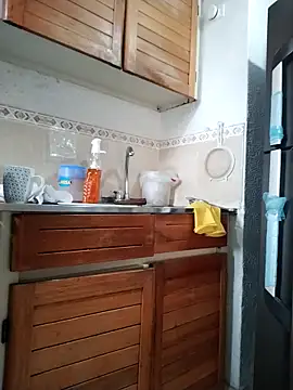 Vicky Rosse online show from 04-28-26, 04:56