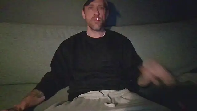 Snapshot of Stock-Holmes chatting on 11-01-25, 03:08 Stock-Holmes online show from 11-01-25, 03:08