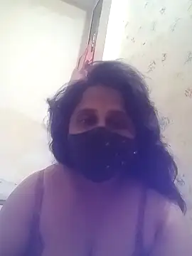 Snapshot of Indiantina chatting on 10-22-25, 11:43 Indiantina online show from 10-22-25, 11:43