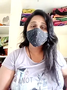 Snapshot of Indiantina chatting on 12-19-25, 09:27 Indiantina online show from 12-19-25, 09:27