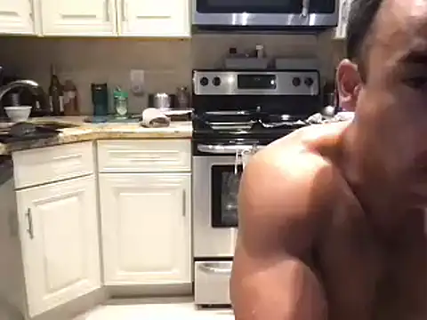 Snapshot of BigGuyMuscle chatting on 03-12-25, 10:17 BigGuyMuscle online show from 03-12-25, 10:17