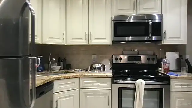 BigGuyMuscle online show from 12-03-25, 10:30