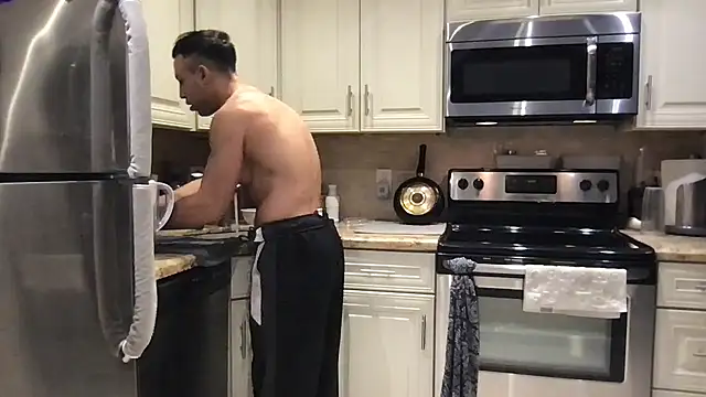 BigGuyMuscle online show from 01-31-26, 08:51