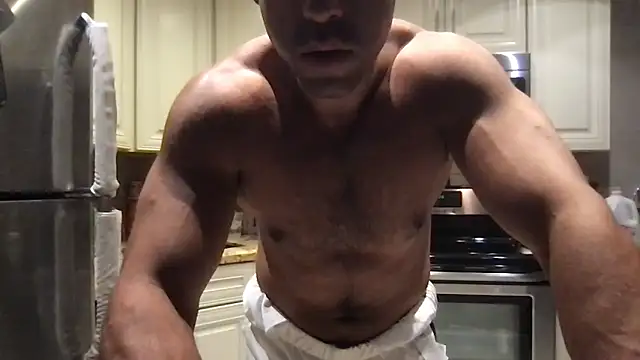 BigGuyMuscle online show from 05-27-26, 01:57