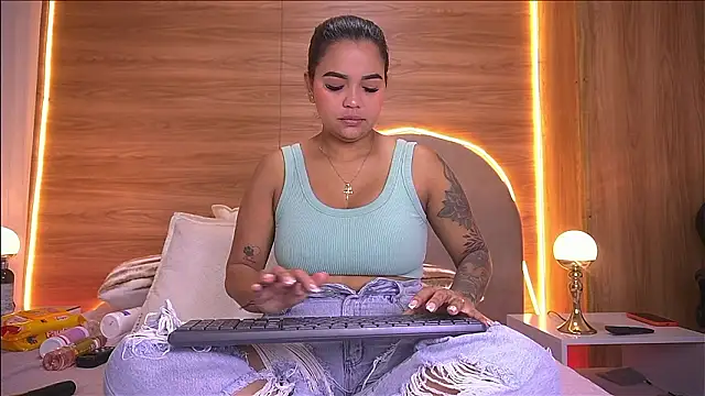 alexaa walker online show from 02-13-26, 12:01