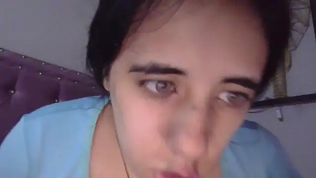Snapshot of annarose19 chatting on 12-24-24, 01:06 annarose19 online show from 12-24-24, 01:06