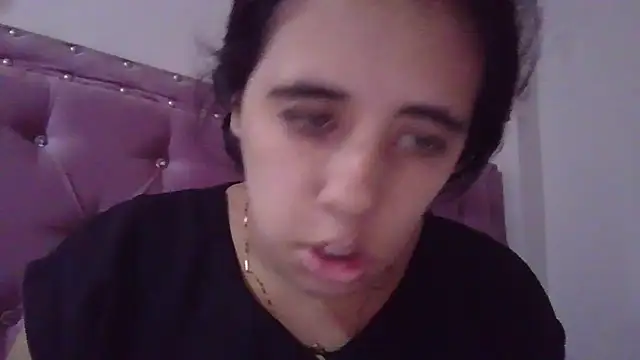 Snapshot of annarose19 chatting on 01-09-25, 10:52 annarose19 online show from 01-09-25, 10:52