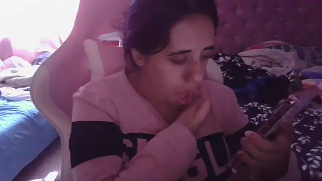 Snapshot of annarose19 chatting on 03-03-25, 10:42 annarose19 online show from 03-03-25, 10:42