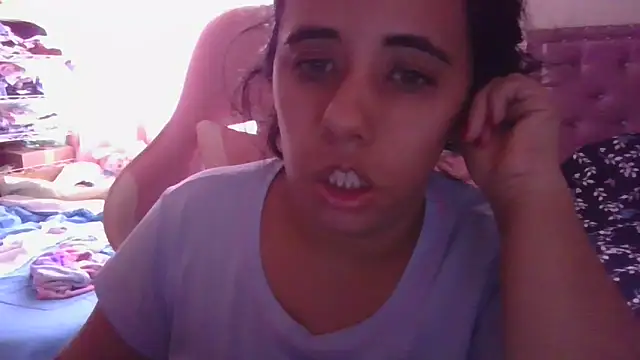 Snapshot of annarose19 chatting on 03-12-25, 07:59 annarose19 online show from 03-12-25, 07:59