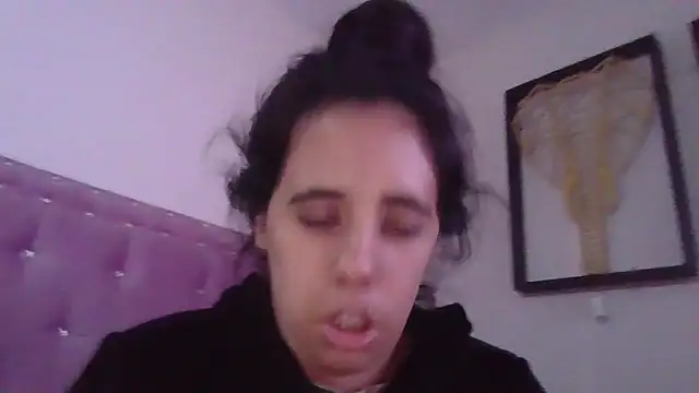 Snapshot of annarose19 chatting on 03-15-25, 02:35 annarose19 online show from 03-15-25, 02:35
