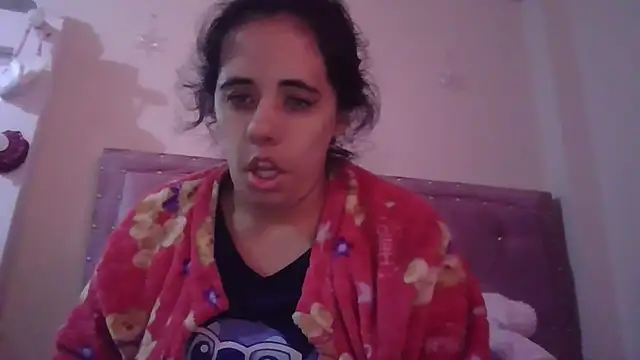 Snapshot of annarose19 chatting on 03-18-25, 02:58 annarose19 online show from 03-18-25, 02:58