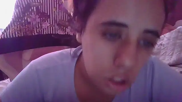 Snapshot of annarose19 chatting on 09-10-25, 09:26 annarose19 online show from 09-10-25, 09:26