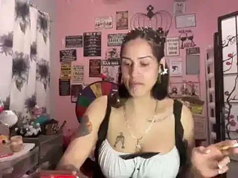 latinacubana online show from 01-18-25, 08:52