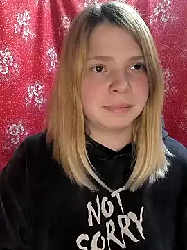 Zuli Kiska online show from 03-13-25, 08:32