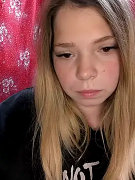 Zuli Kiska online show from 10-07-25, 07:55