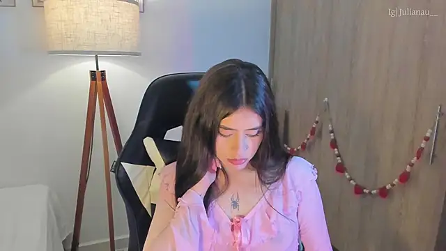 iriswest  online show from 02-15-25, 01:53