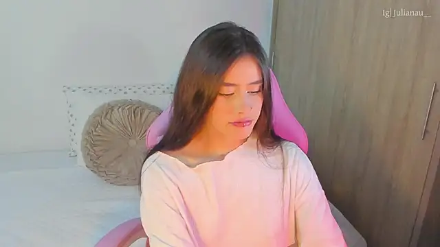 iriswest  online show from 03-07-25, 02:04