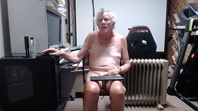 Snapshot of unclek23 chatting on 02-14-26, 06:54 unclek23 online show from 02-14-26, 06:54