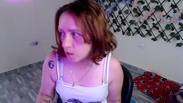 kittykalor09 online show from 04-22-26, 04:41