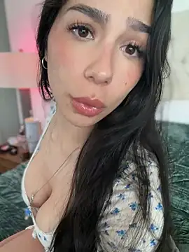 LoveLillyy online show from 02-11-26, 07:08