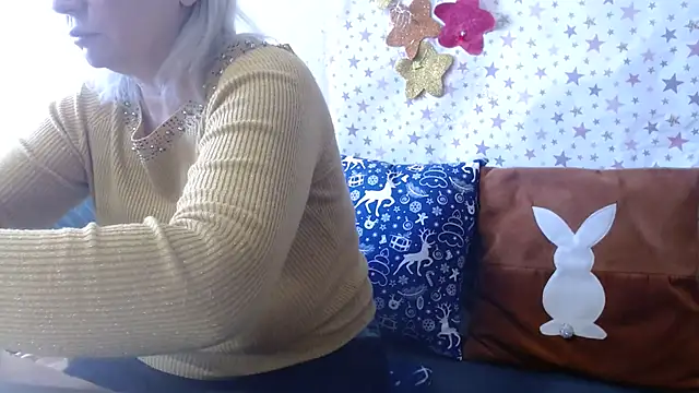 QueenLana online show from 02-10-26, 09:46