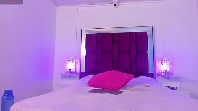 danaythamara1 online show from 03-06-25, 12:43