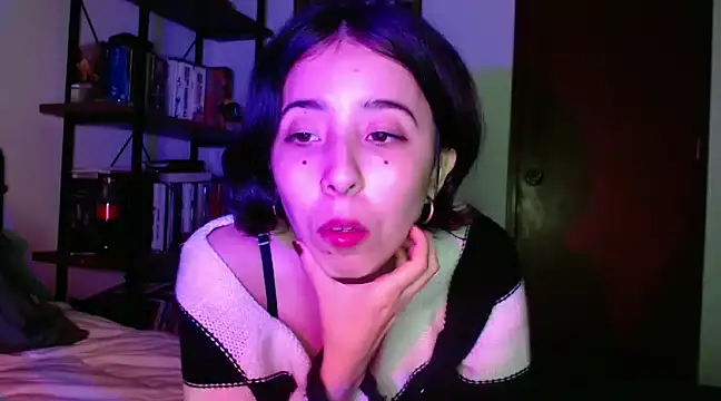 Snapshot of babyluna_8_8 chatting on 03-12-25, 02:30 babyluna 8 8 online show from 03-12-25, 02:30