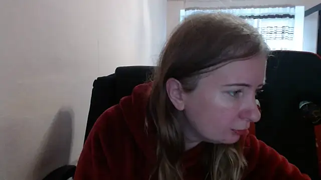 PeterAndJen online show from 11-13-25, 08:35