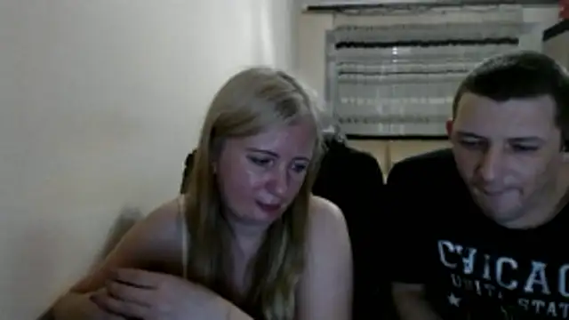 Snapshot of PeterAndJen chatting on 05-26-26, 07:32 PeterAndJen online show from 05-26-26, 07:32