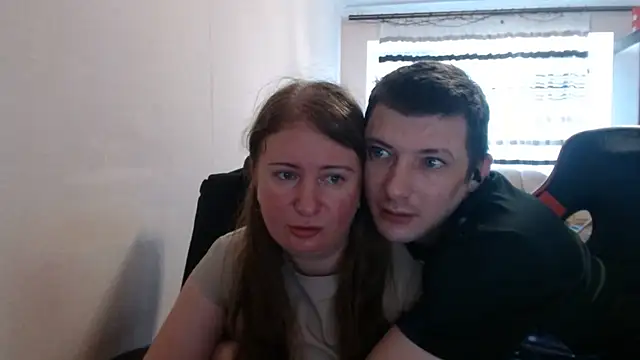 PeterAndJen online show from 07-24-26, 05:49