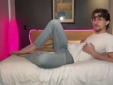 mcklister kinky feets online show from 02-16-26, 09:33