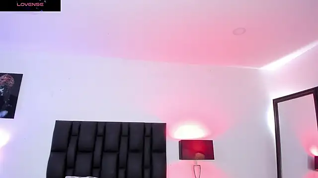 Snooky Clinton online show from 12-31-24, 07:07