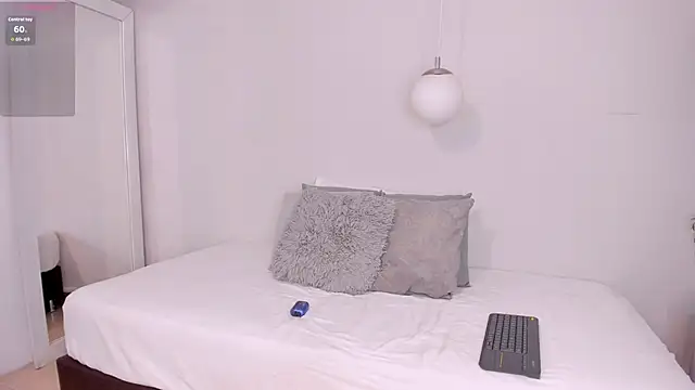 Snooky Clinton online show from 10-11-25, 09:02