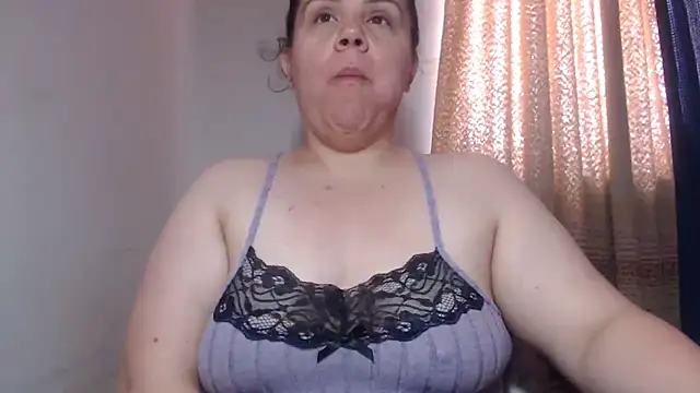 agathamiller01 online show from 10-03-25, 01:41