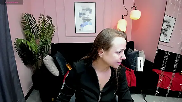 Snapshot of GabrielGold chatting on 03-27-26, 08:08 GabrielGold online show from 03-27-26, 08:08